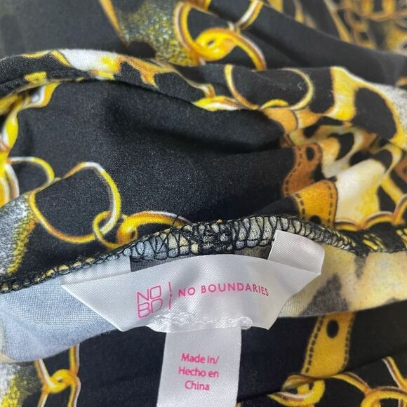 💋Bundle 4 items for $20. Add items💋 to a bundle - Picture 8 of 15